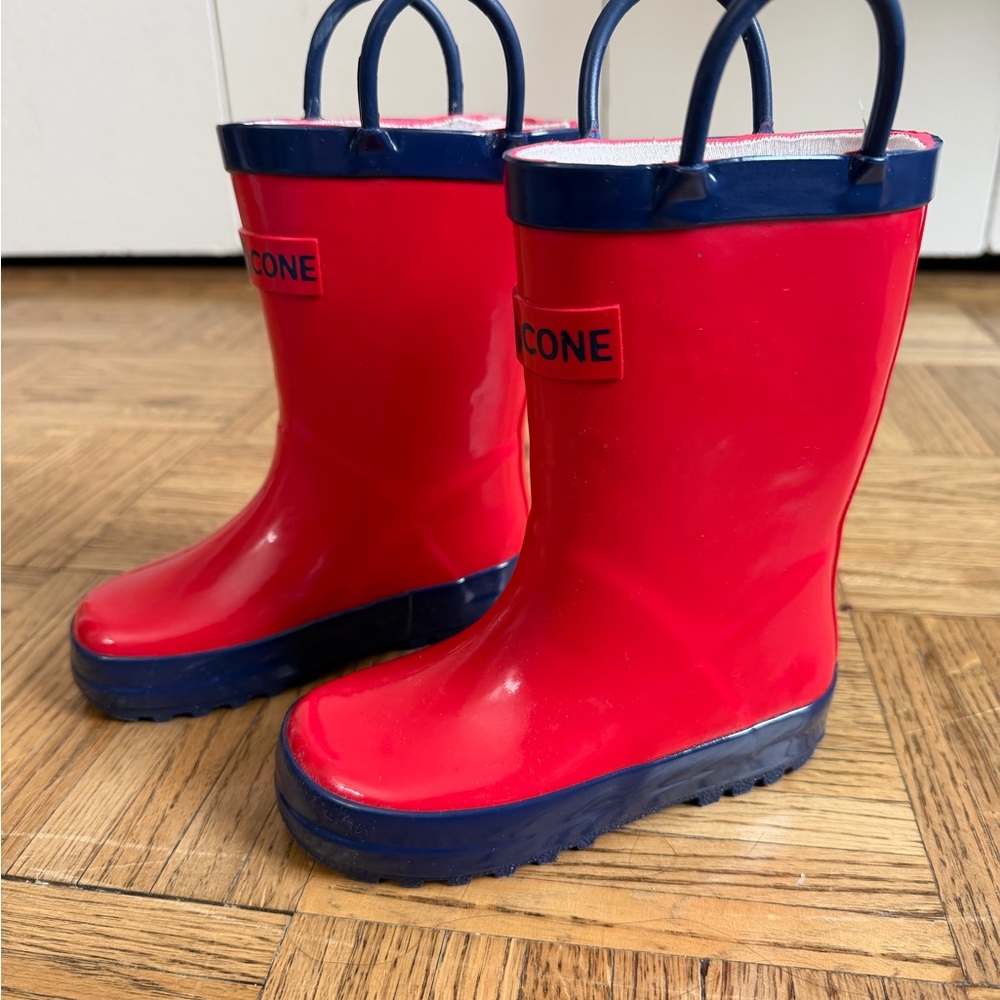 Lone Cone Toddler Red Rain Boots - Picture 3 of 7